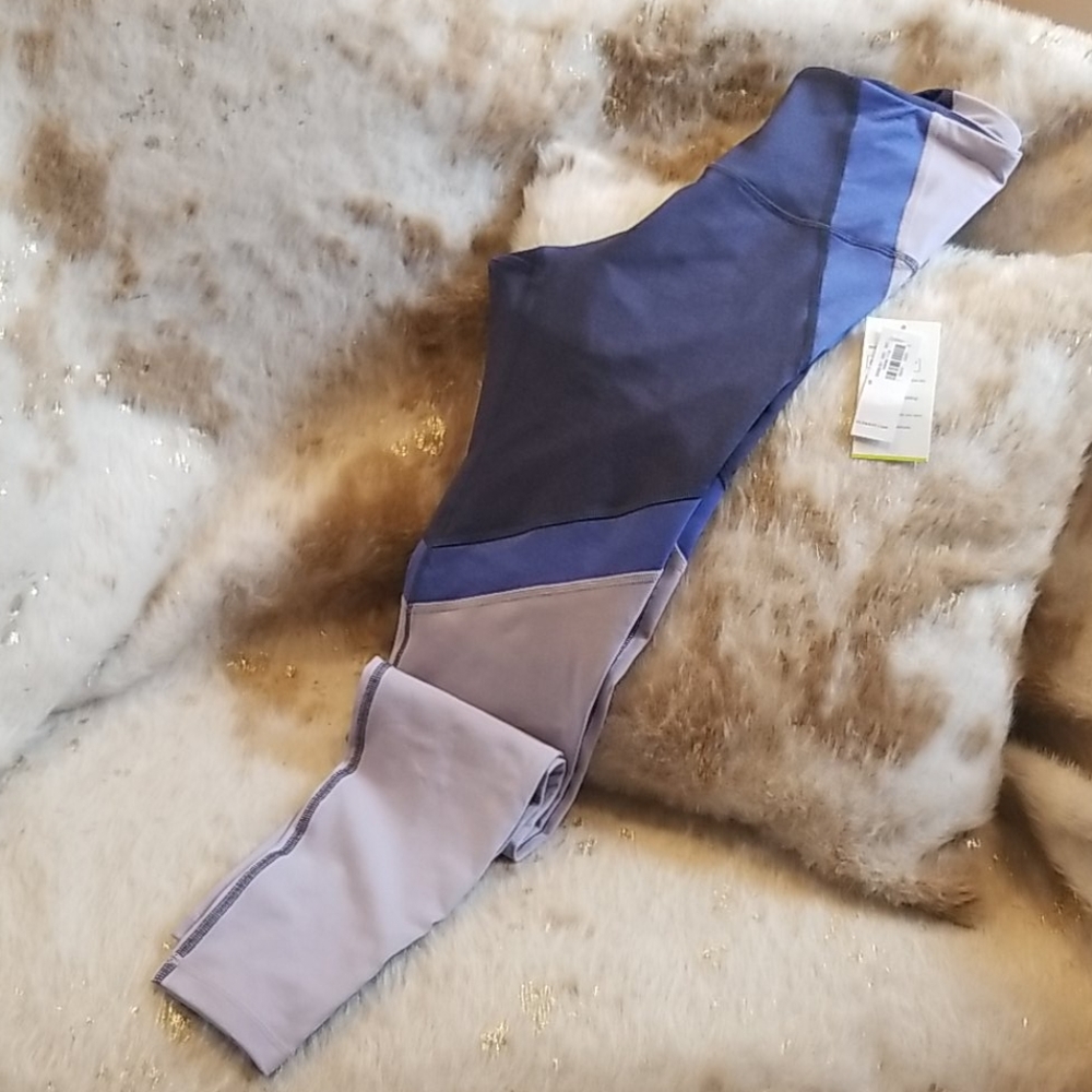 Old Navy High Rise Go-Dry Leggings